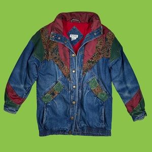 Two Twenty Vintage 80s jean coat with material design details